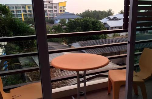 Ban Bang Saen Hostel | Tontalay Hotel
