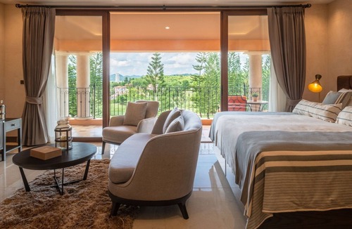 Pong Ta Long Hotel | Toscana Valley Castello Della Valley