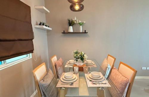 Pruksa Ville Lanna House | Townhome 3BR 2baths near Airport and Old town