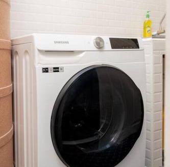 Yan Nawa House | Townhome w/workstation-2mins to food-fun-metro