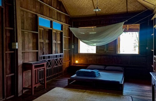 Chiang Dao House | Traditional Lanna house near hot spring
