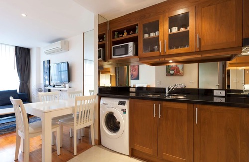 Chang Khlan Apartment | Twin Peaks, 515, 5 star studio.