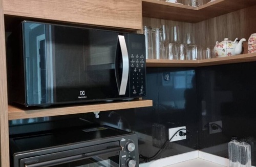 Mueang Samut Prakan District Apartment | Two BRs with few steps to BTS Green & Yellow Line