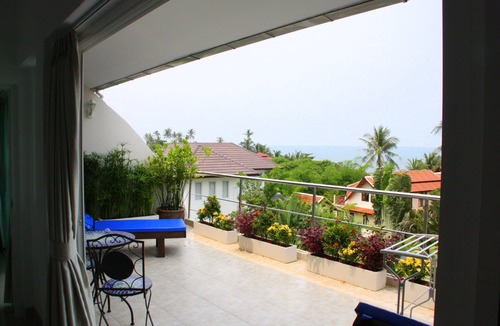 Bang Po House | U6 Beautifull town house 3 BR private swimming pool, steps to the beach