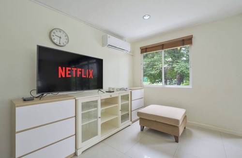 Thonglor House | UrbanLoft Sukhumvit 5BR Bangkok 5 min. BKK Hospital VVBKK88