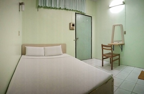 Khlang Hotel | V.House Nakhon