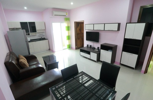 Nai Mueang Hotel | V Residence