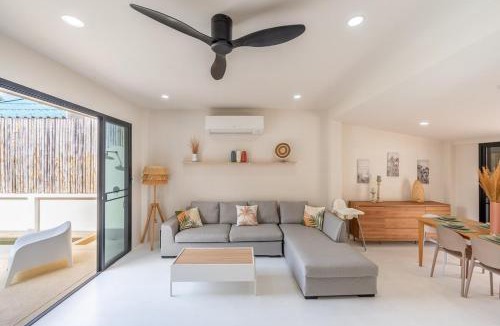 Ban Saiyuan Villa | V211 Rooftop Zen 3BR Modern Pool Villa, Rawai