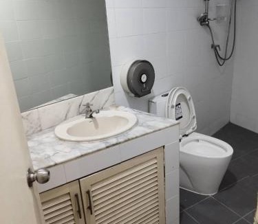 Khlong Tan Hotel | V30 Sukhumvit
