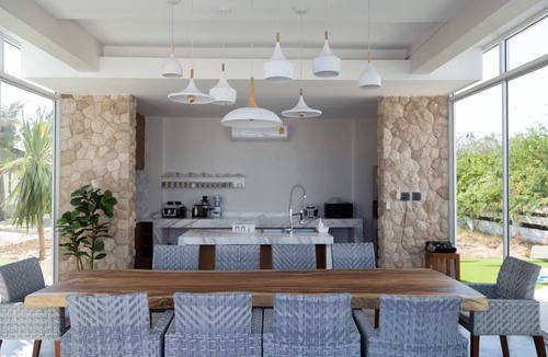 Puk Tian Villa | Vela villa Luxury beachfront Cha am, Thailand