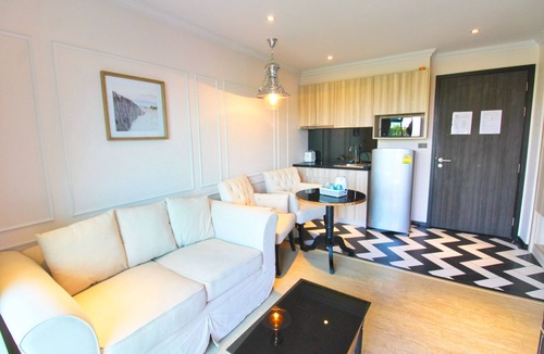 Na Chom Thian Hotel | Venetian Resort Pattaya