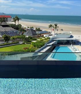 Khao Takiab Apartment | Veranda by Welcome Hua Hin