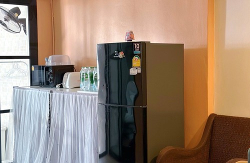 South Pattaya House | vhouse - Near Walking Street. Cozy 3-bedrooms townhome Pattaya netflix free WiFi