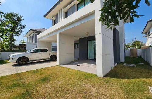 Uthai Villa | Villa ∙ 1 bedroom ∙ 10 guests