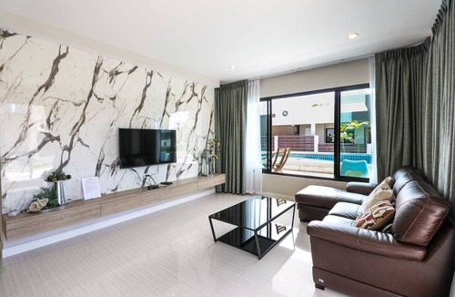 Na Chom Thian House | Villa Ozone Pattaya Baan 24