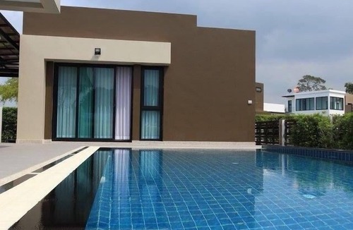 Na Chom Thian House | Villa Ozone Pattaya Baan 38
