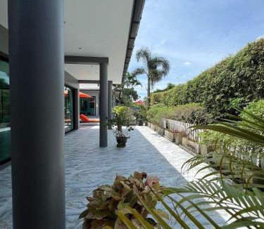 Bophut Hills Villa | Villa Tropical Cocoon