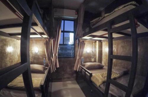 Samsen Nai Hostel | VM1 Hostel
