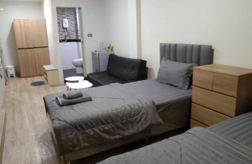 Phra Khanong Nuea Hotel | W71