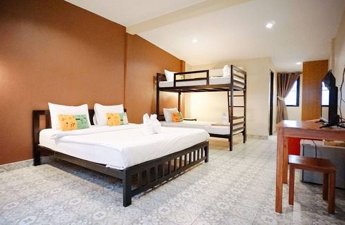 Ban Tai Hostel | Warm Well Hostel Kanchanaburi
