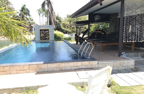 Kram House | waterfront villa 4 bedrooms, 8 adults,