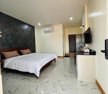Phanat Nikhom Hotel | Wiang Kham Resort