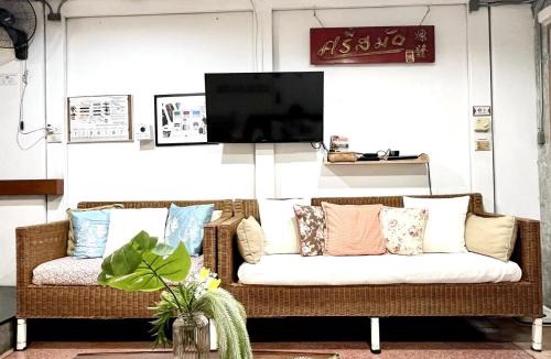 Phra Khanong House | WiNNiNE Cozy Home