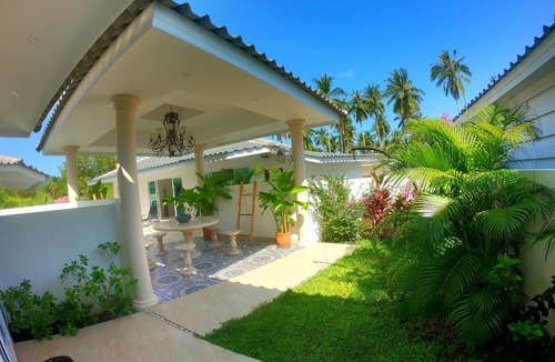 Maret Villa | Wirason villa pool 4 bedrooms