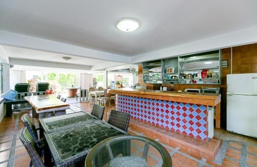 North Pattaya Hotel | Wong Amat House
