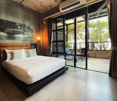 Phlabphla Hostel | Yotaka The Hostel