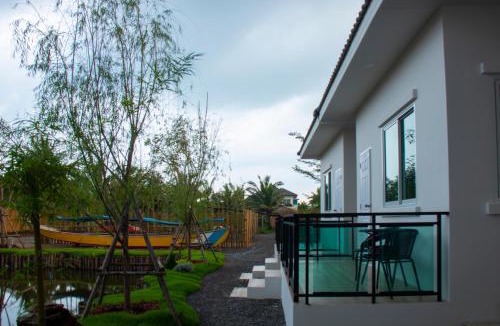 Samut Songkhram Hotel | Yunoya Riverside Villa
