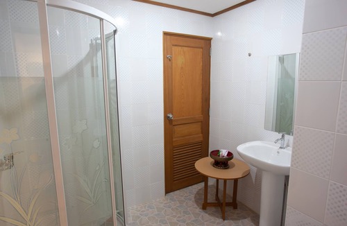 Mueang Samut Prakan District Hotel | Zaza Hotel