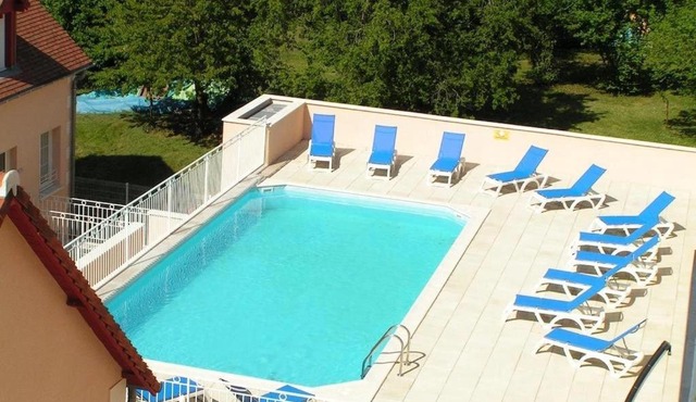 Appartement 3 étoiles - Piscine - ccbgecc