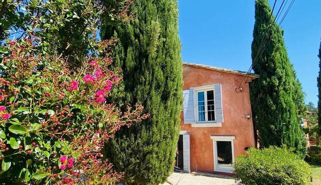 Grand Mas Provençal with swimming pool