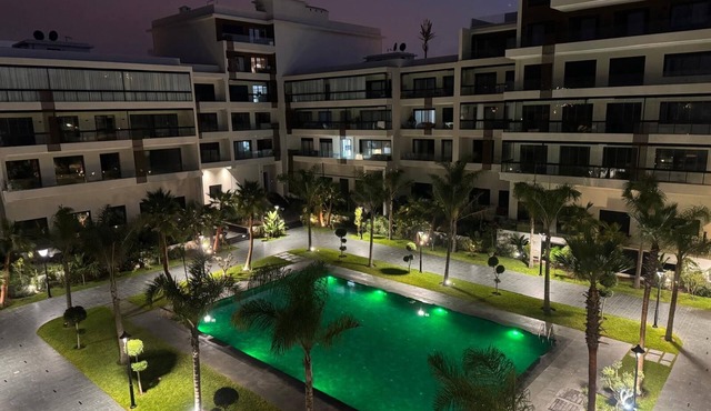 Luxurious 3-room apartment - Swimming pools, 5 minutes from the beach!