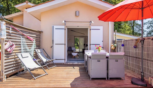 Maison Escapades Marines – Terrace and Comfort in the Heart of the Village