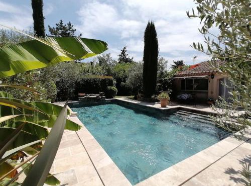 Meublé chaleureux en Provence