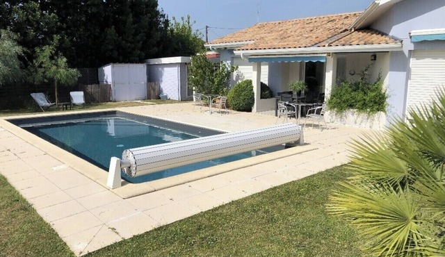 Villa Bleue 8 pers avec piscine chauffée sur terrain clos