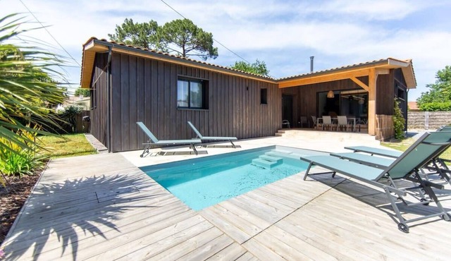 Villa Javal à Ares avec piscine chauffée (du 01/05 au 15/10)