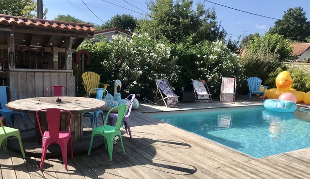 Villa of 150 m2 with swimming pool - 300 m. from the beach