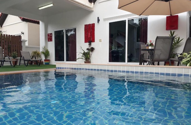 4 Bedroom Private Pool Villa in Fisherman's Village