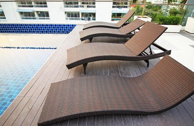 Deluxe 1 bedroom apartment @Laguna Bay 2 Unit#4