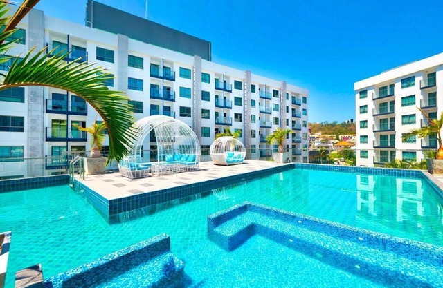 Arcadia Beach Resort 