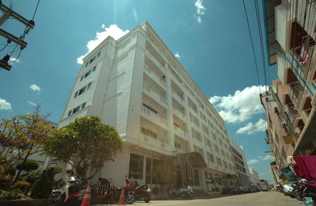 G9 Hotel Danok