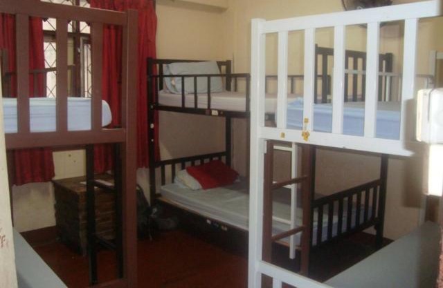 Khaosan Rainbow Hostel