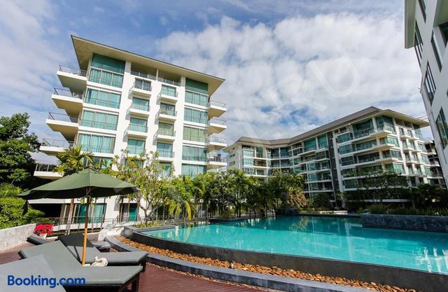 Sanctuary Wong Amat Apartment