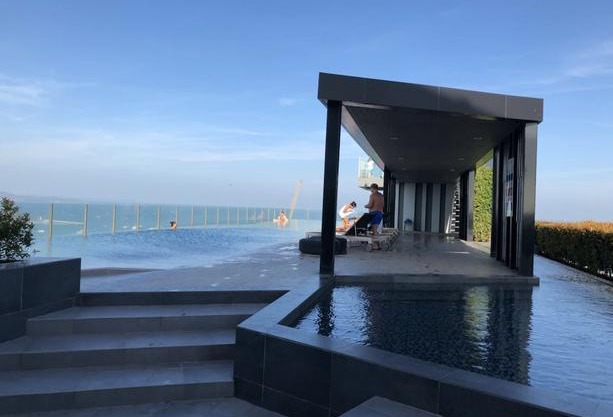 The Base Central Pattaya by Minsu