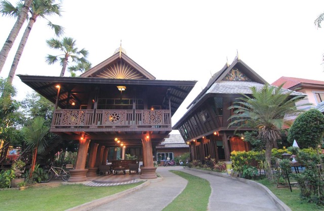 The Sali-Kham Traditional Lanna Home