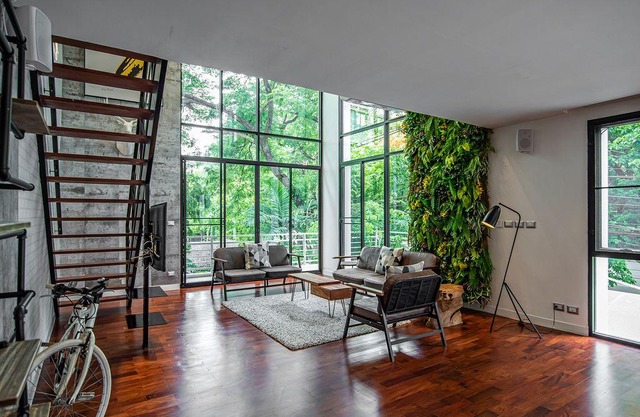 Three Bedroom Duplex (250 Sqm.)