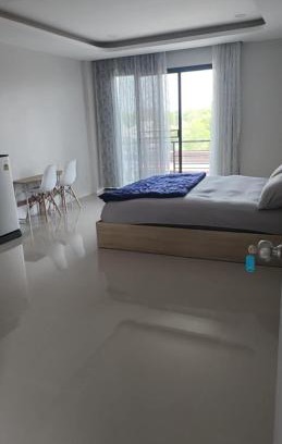 Ongkharak Hostel | หลังมอ อพาร์ตเมนต์สามสาว